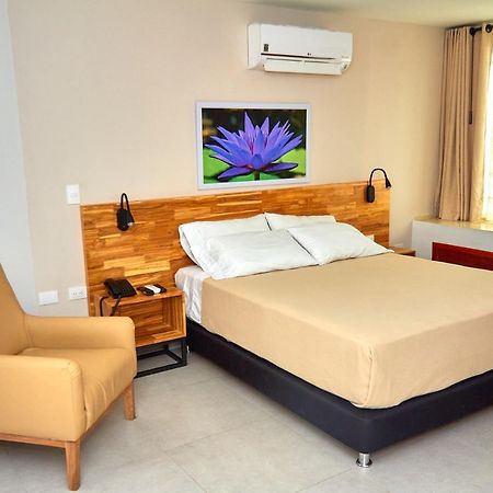 Hotel Torre Del Prado 巴兰基亚 外观 照片