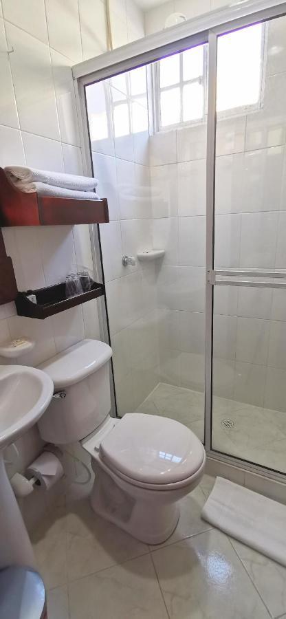 Hotel Torre Del Prado 巴兰基亚 外观 照片